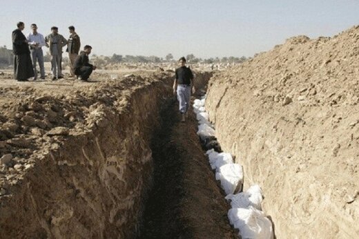 ببینید | ویدیویی هولناک از دفن قربانیان زلزله در سوریه در گورهای دسته جمعی!