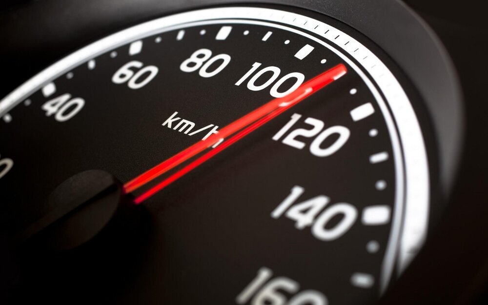 ببینید | ویدیویی پربازدید از تست میزان آسیب به خودروها در سرعت‌های مختلف!