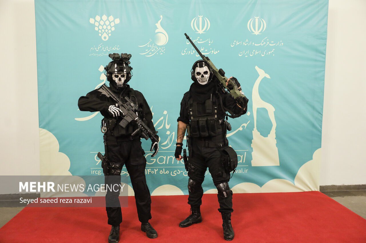 عکس | اقدام جنجالی در جشنواره بازی‌های رایانه‌ای فجر؛ استفاده از کاراکتر ضد ایرانی و عامل ترور سردار ایرانی!